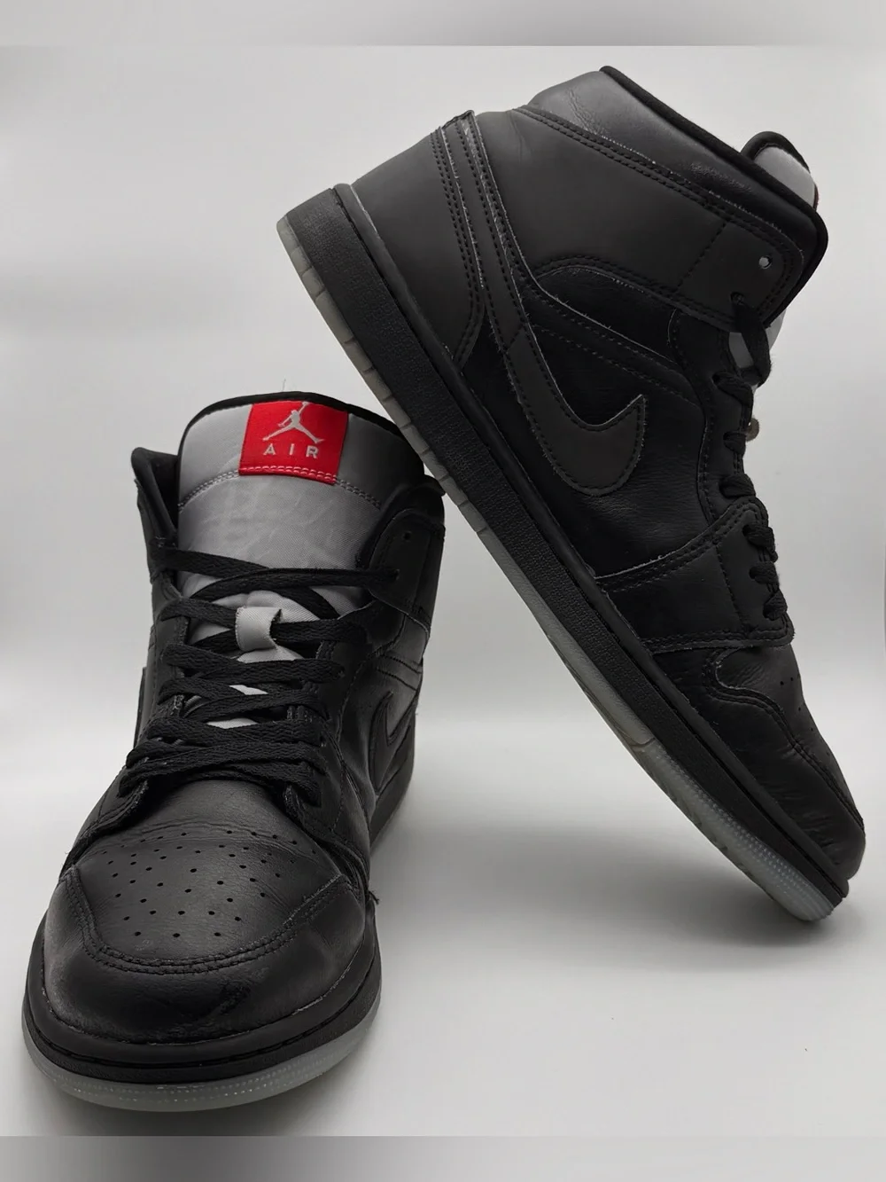 Air Jordan 1 Mid Black Light Smoke Grey Men s 11.5 HV5177-010 Sneakers